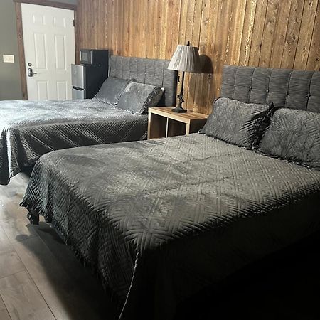 Parkway Yellowstone Guest House Room #1 Gardiner Buitenkant foto