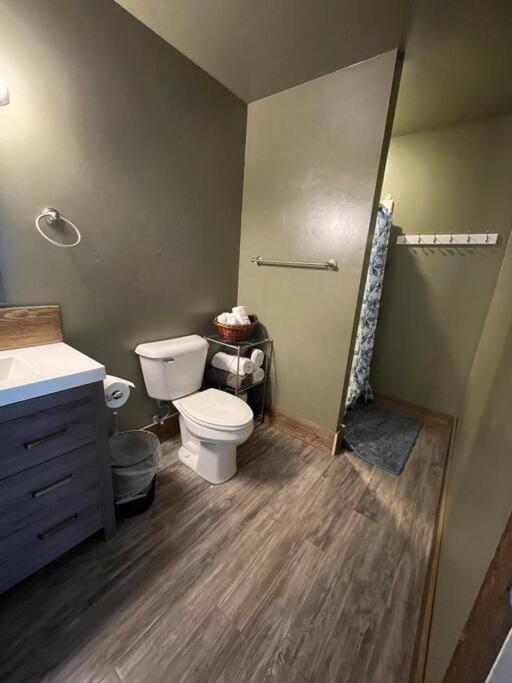 Parkway Yellowstone Guest House Room #1 Gardiner Buitenkant foto