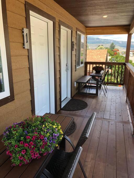 Parkway Yellowstone Guest House Room #1 Gardiner Buitenkant foto