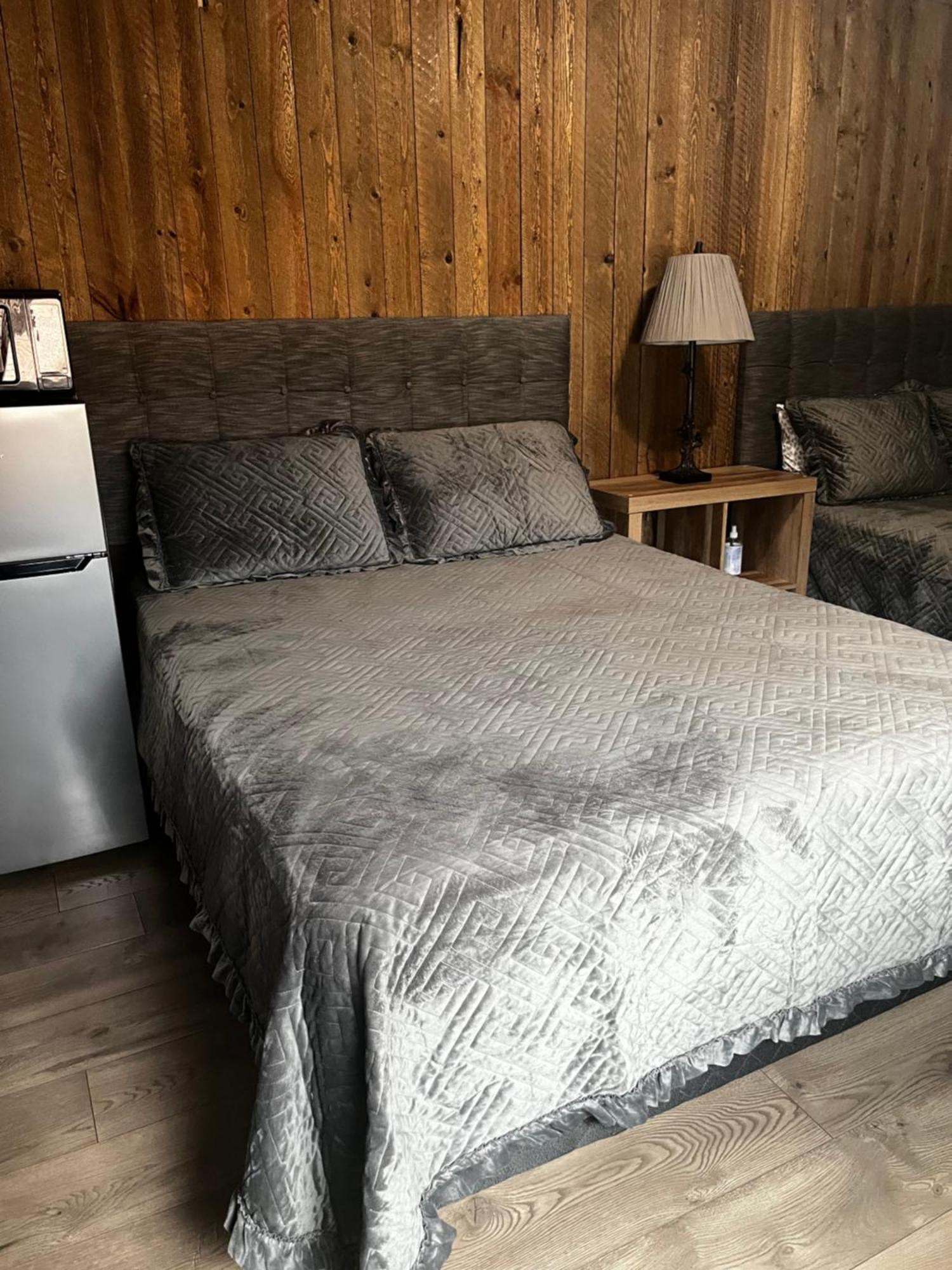 Parkway Yellowstone Guest House Room #1 Gardiner Buitenkant foto